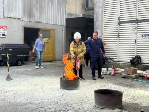 Hospital Santa Terezinha promove capacitação par